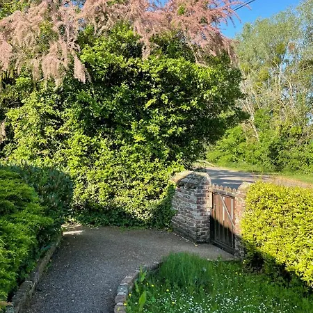 Les D'orient Boutique Nyaraló